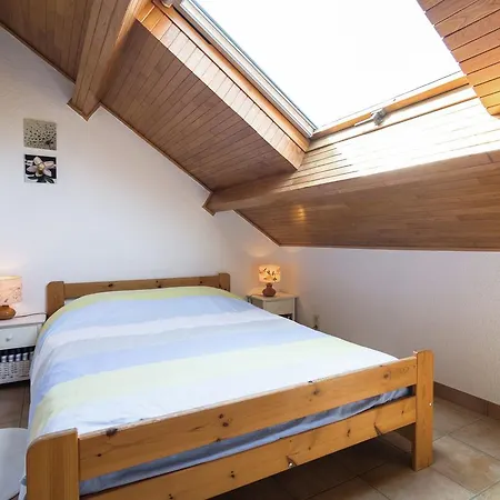 Semesterbostad Cozy Holiday Home In Gedinne With Garden *