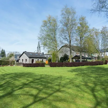 Cozy Holiday Home In Gedinne With Garden Semesterbostad *